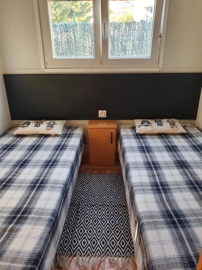 Mobil Home Dans Camping Saillagouse Eksteriør bilde