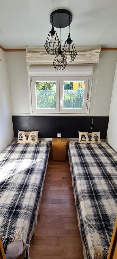 Mobil Home Dans Camping Saillagouse Eksteriør bilde